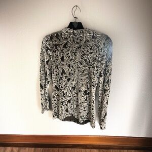 Elegant Black and White Paisley Women's Top